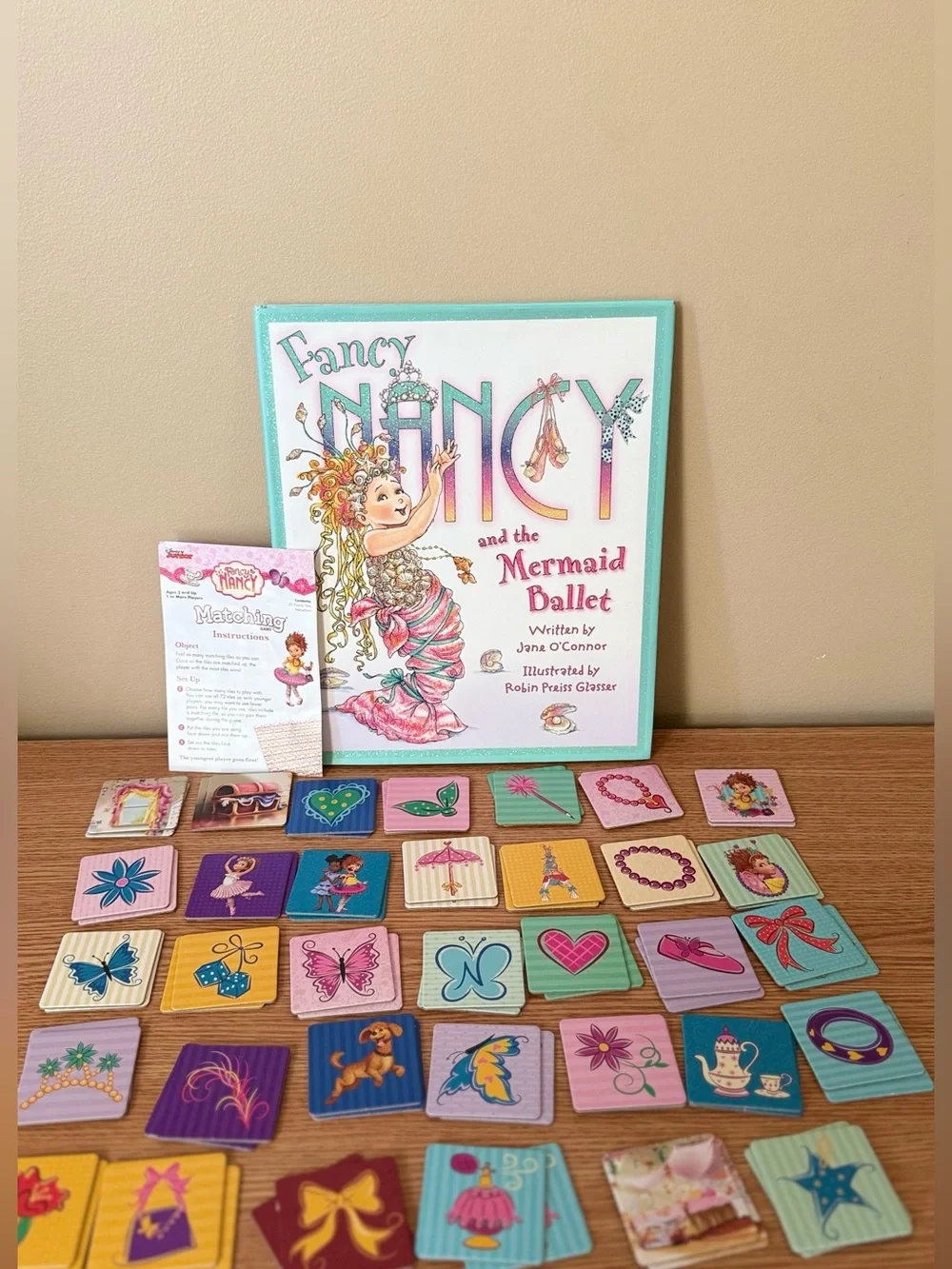 Fancy Nancy Matching Game & Book Set